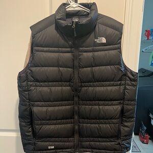 North face puffer vest size xl